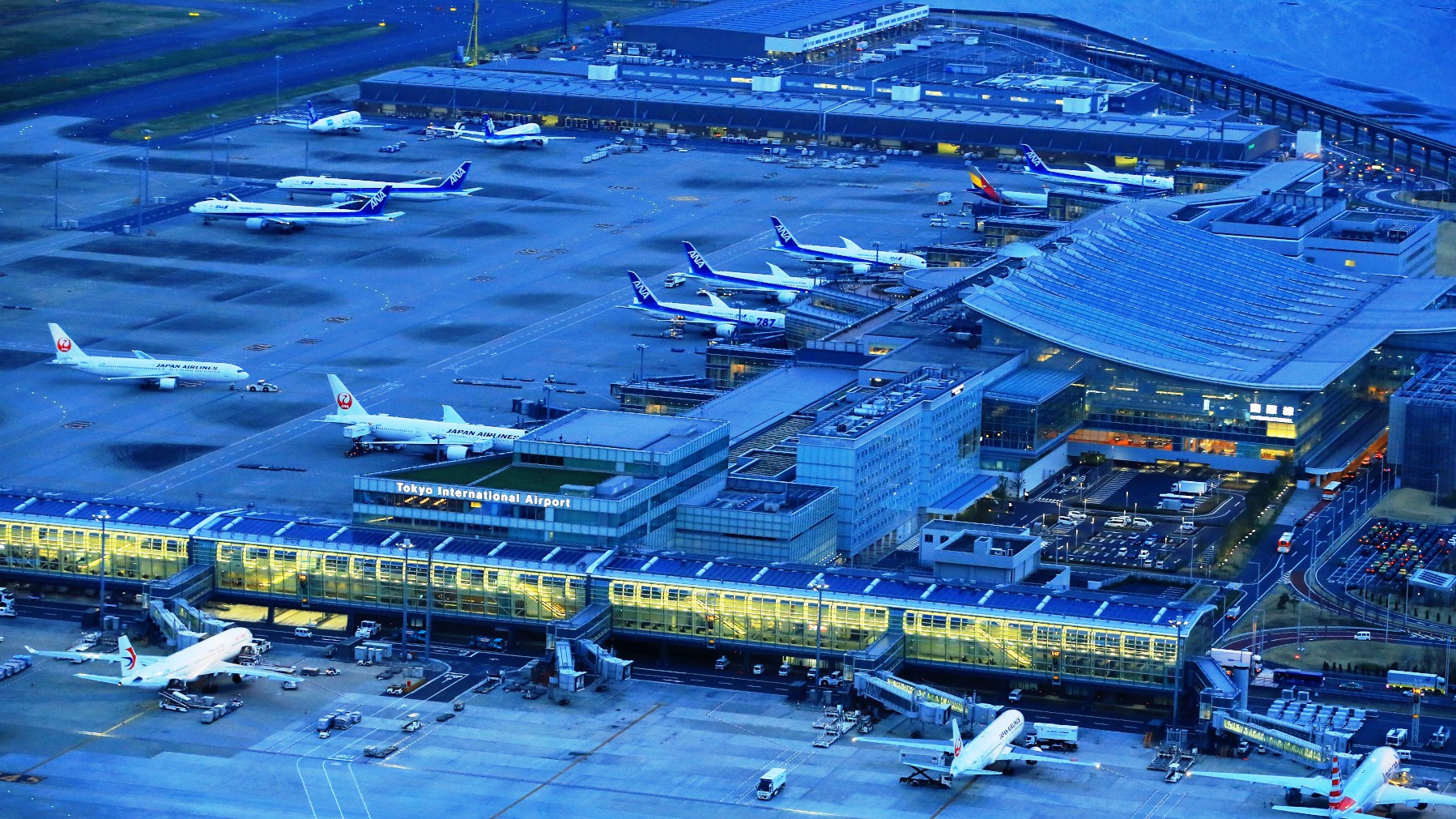 haneda-airport haneda-airport